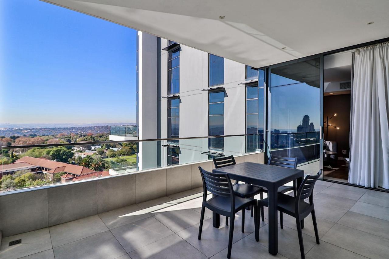 Reserved Suites Illovo جوهانسبورغ المظهر الخارجي الصورة